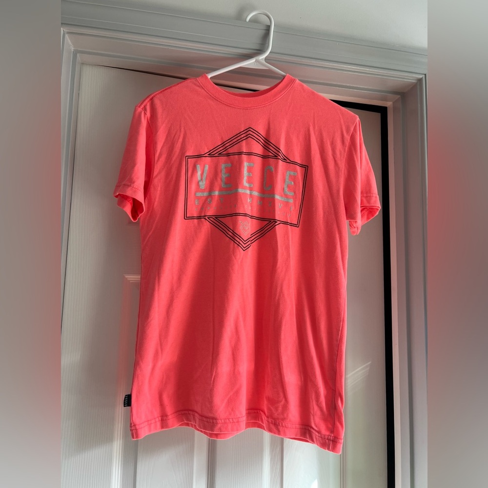 Tshirt with veece logo
